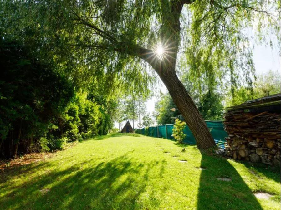 Green Lake House - Private Beach At Balaton バラトンアカラッチャ エクステリア 写真