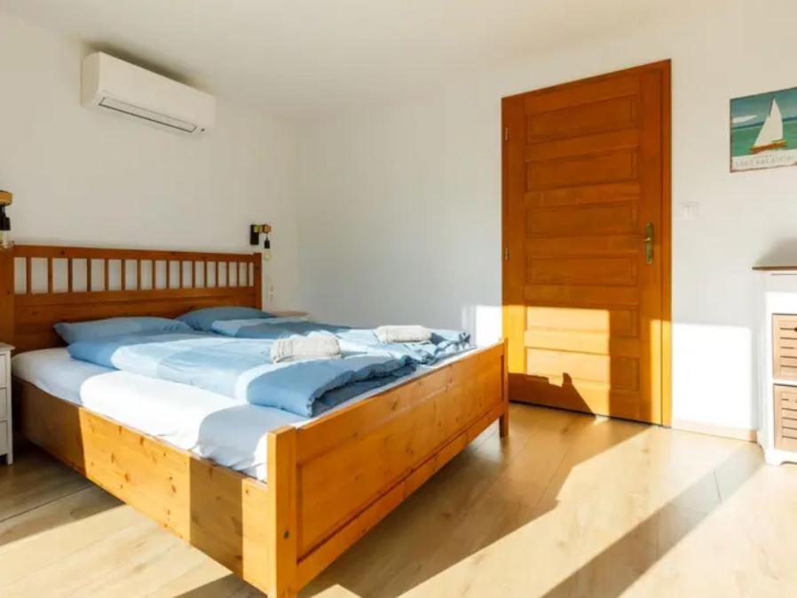 Green Lake House - Private Beach At Balaton バラトンアカラッチャ エクステリア 写真